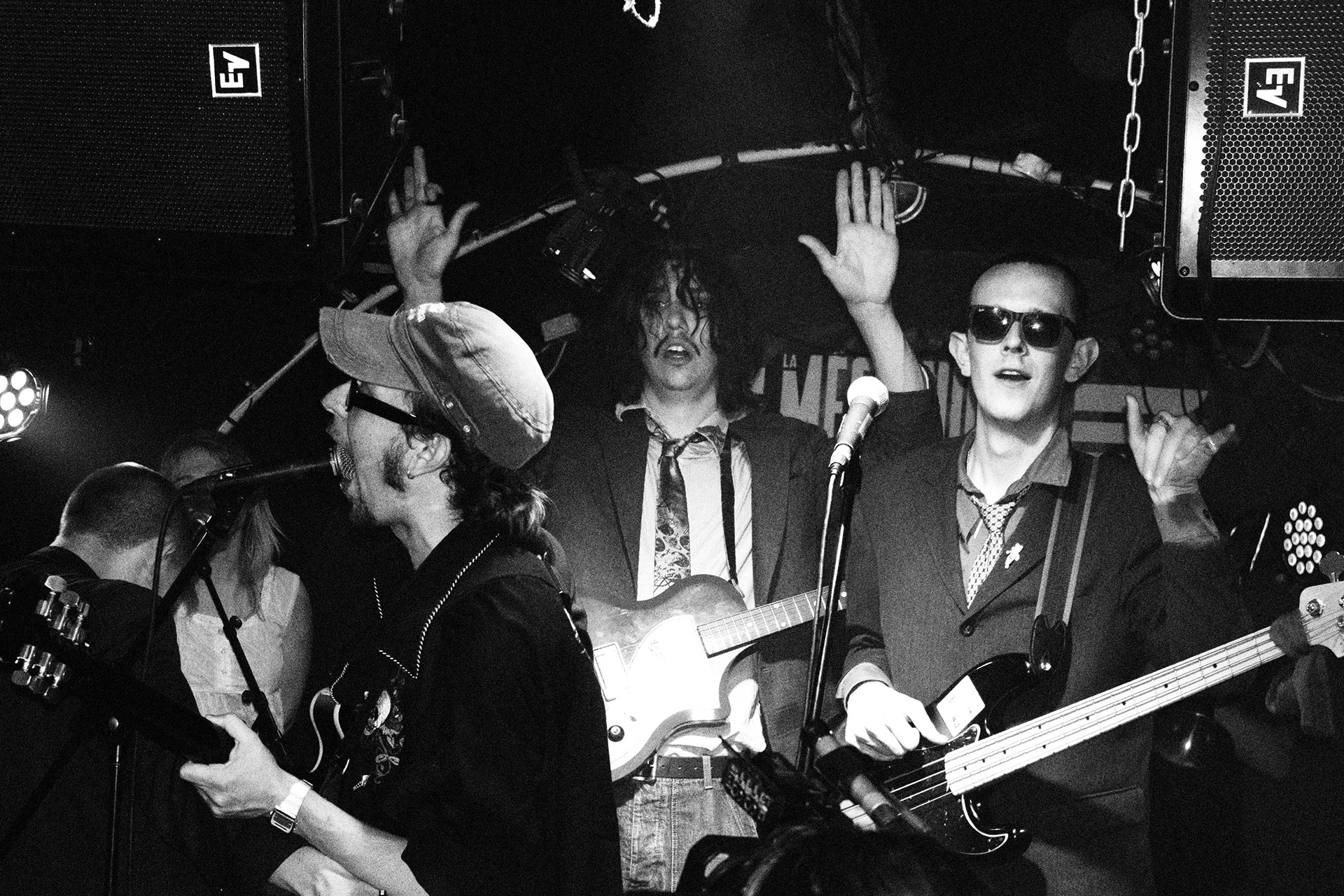 ORANGE PEEL - DURA MATER - LA MECANIQUE ONDULATOIRE PARIS