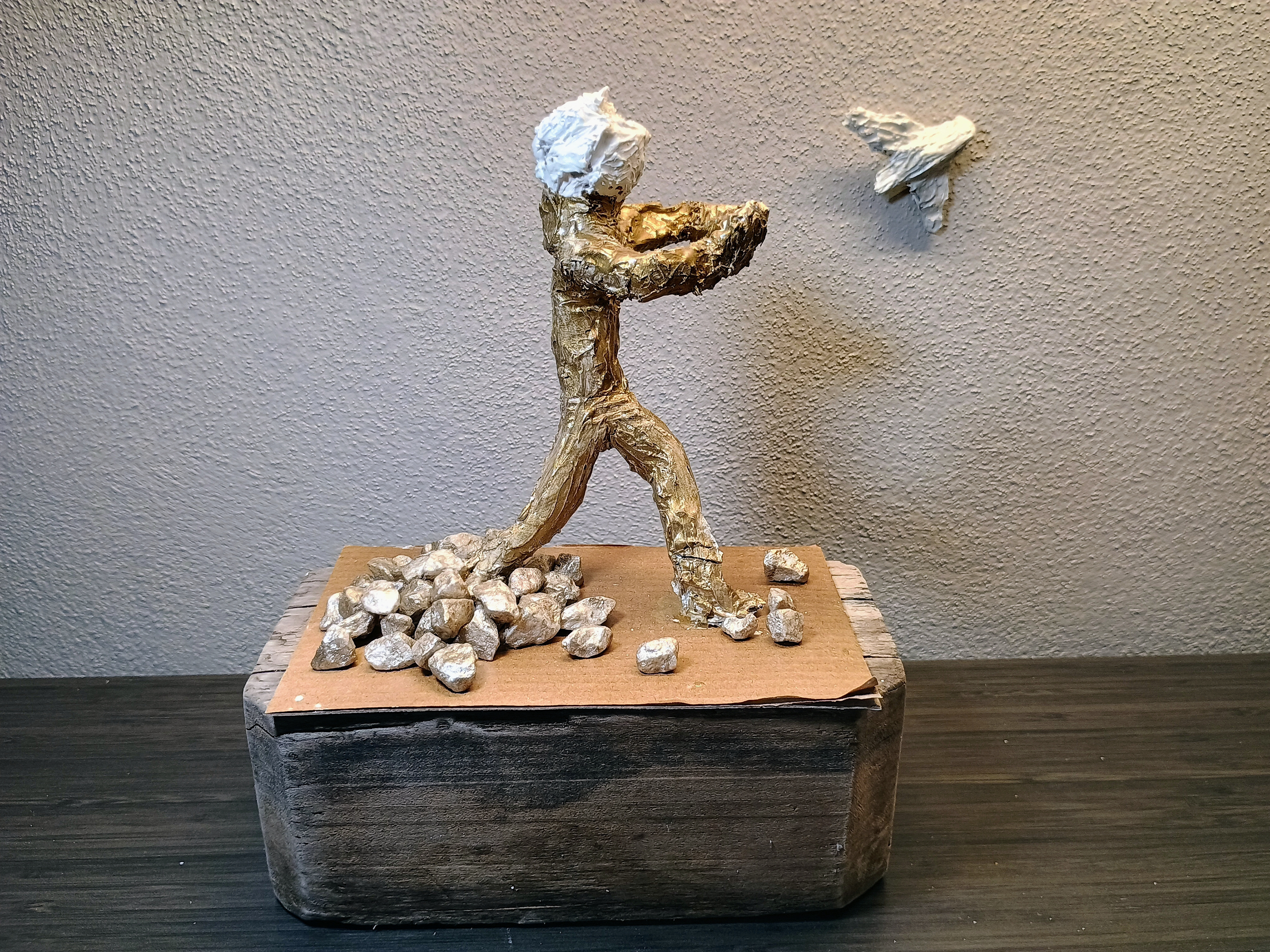 Paper Mache Sculpture Photo 21