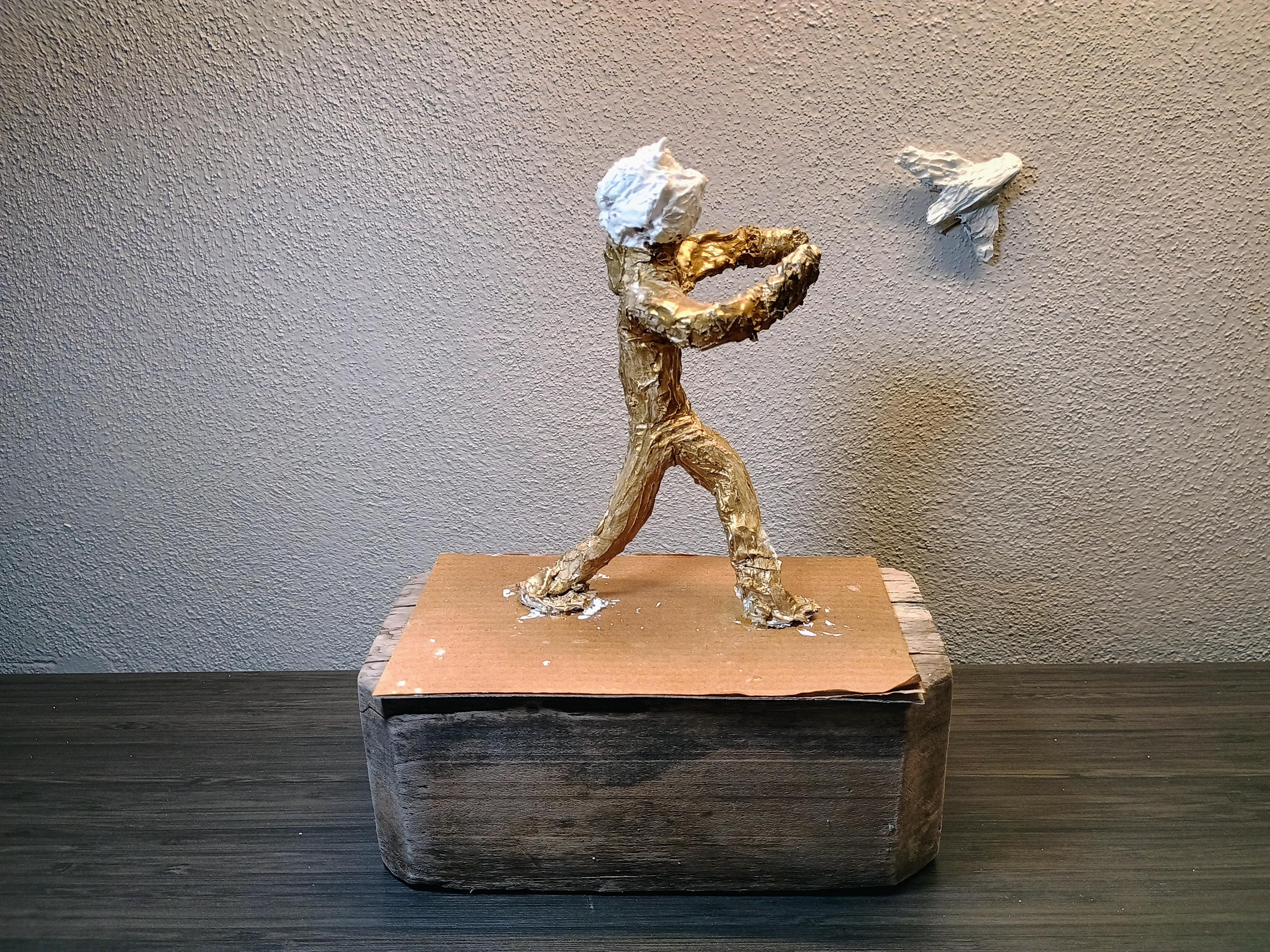 Paper Mache Sculpture Photo 9