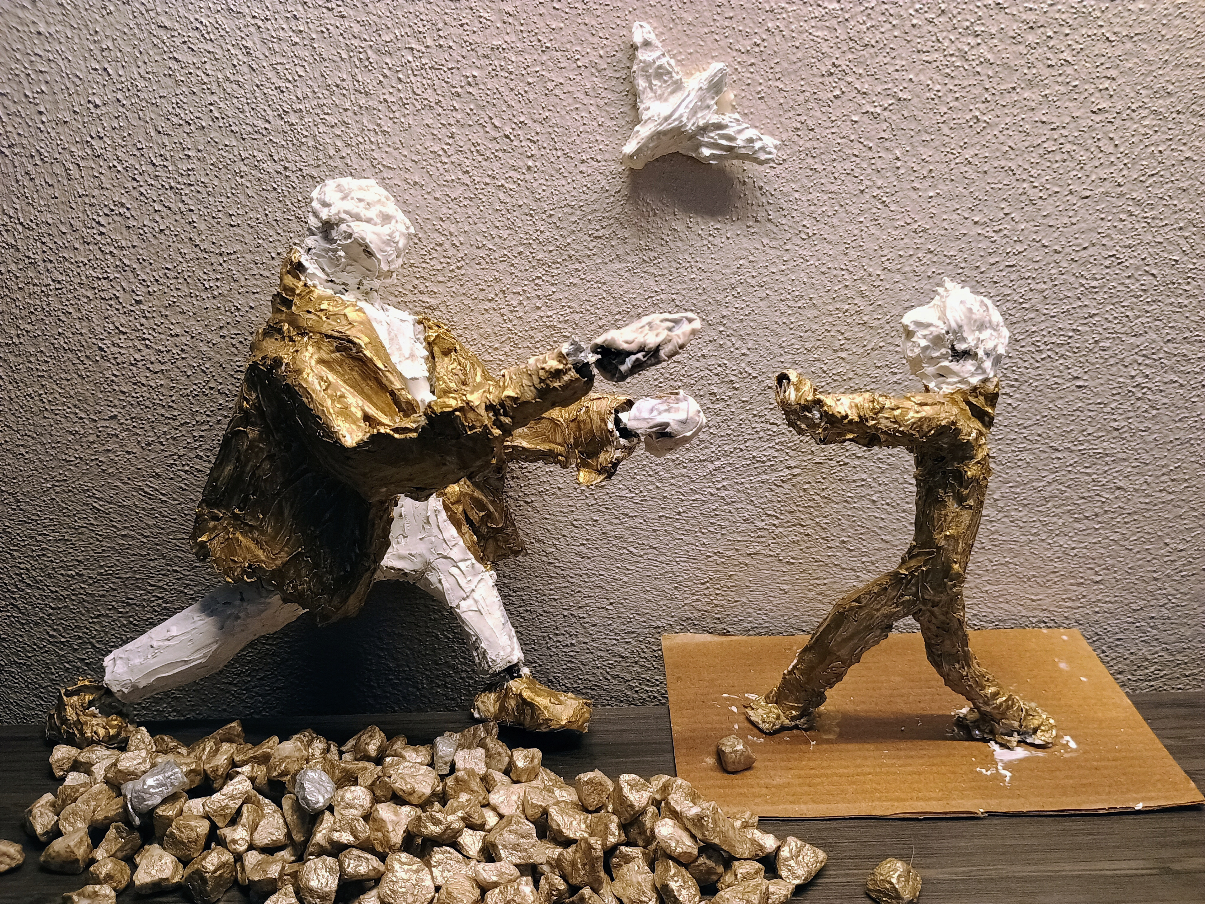 Paper Mache Sculpture Photo 1