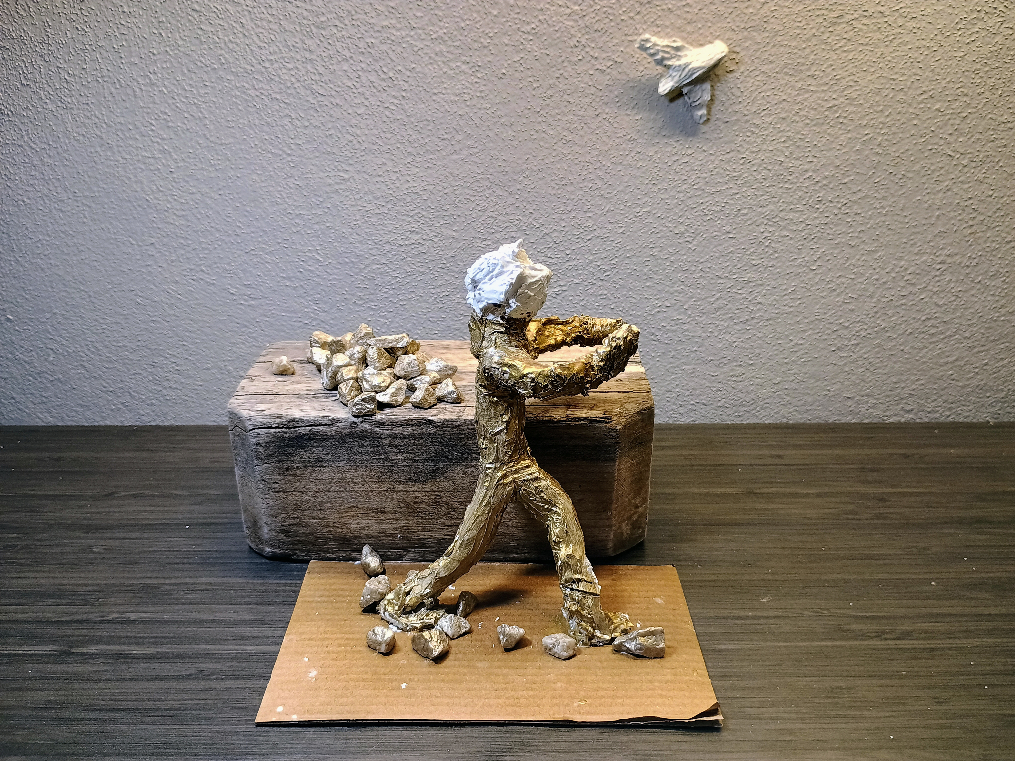 Paper Mache Sculpture Photo 28