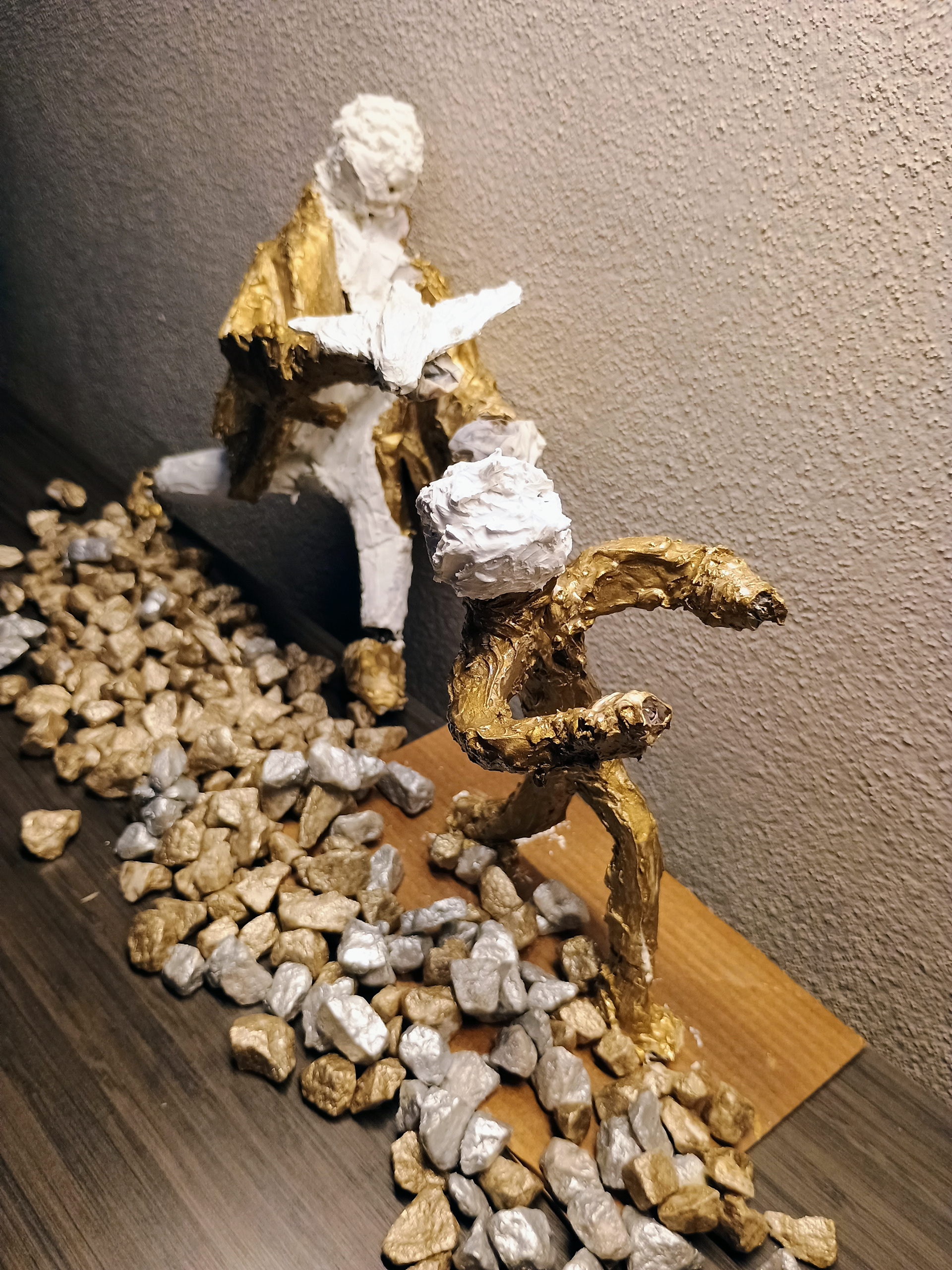 Paper Mache Sculpture Photo 27