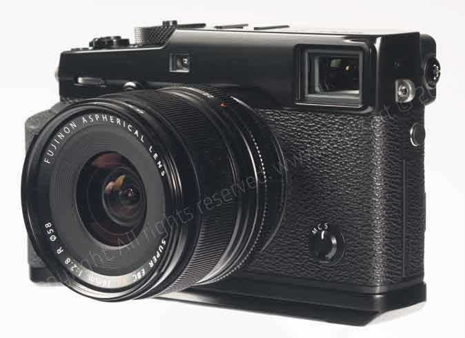 Fujifilm X-pro camera and lens.