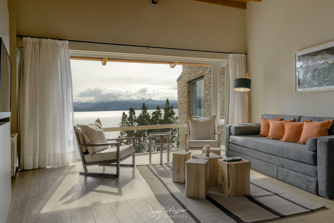 Hotel " Águila Mora" - Bariloche - Río Negro