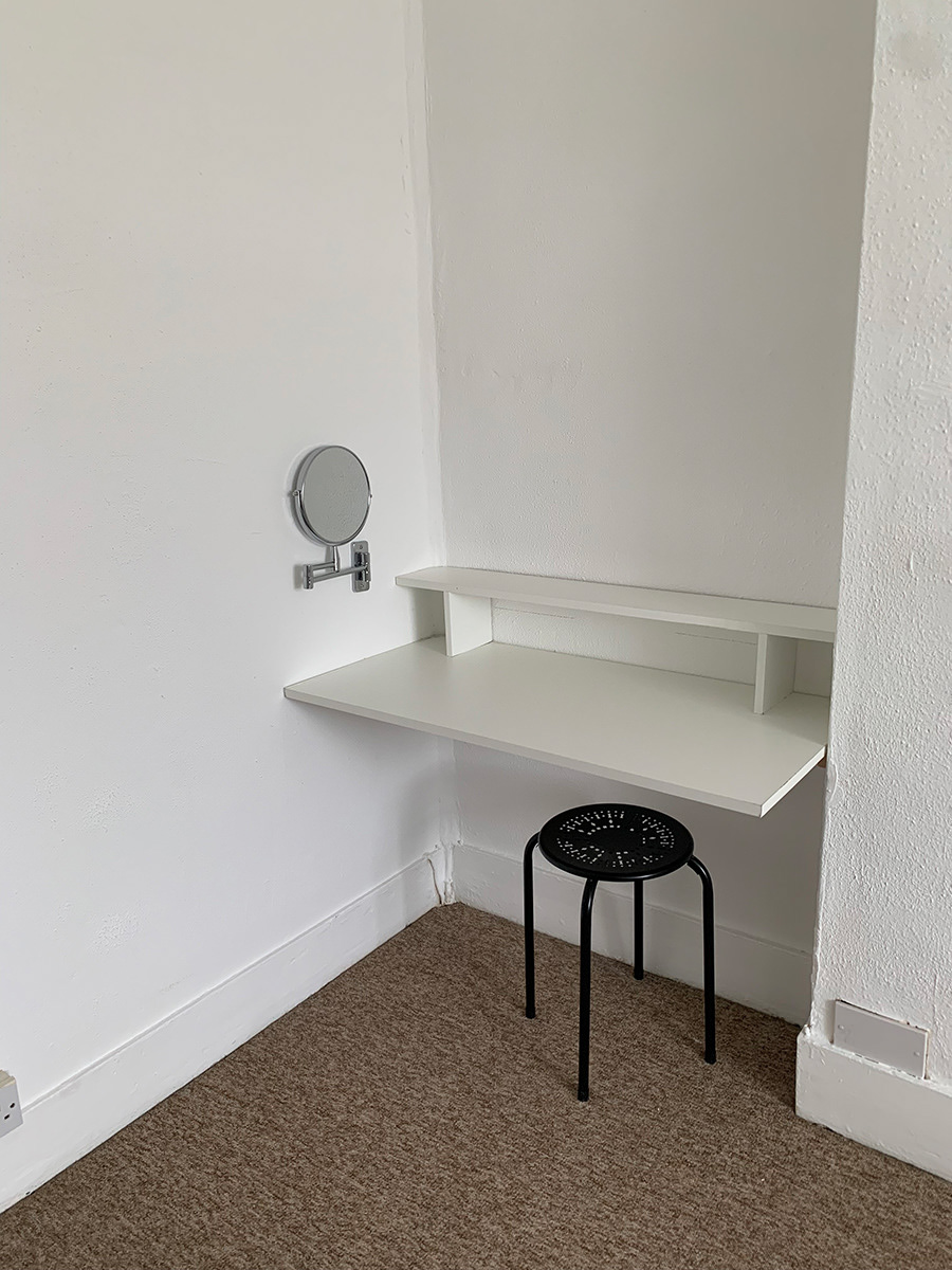 Bedroom: dressing table