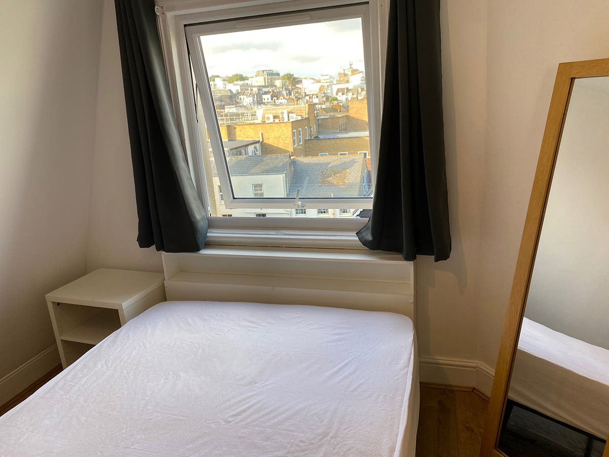 Bedroom: rear view