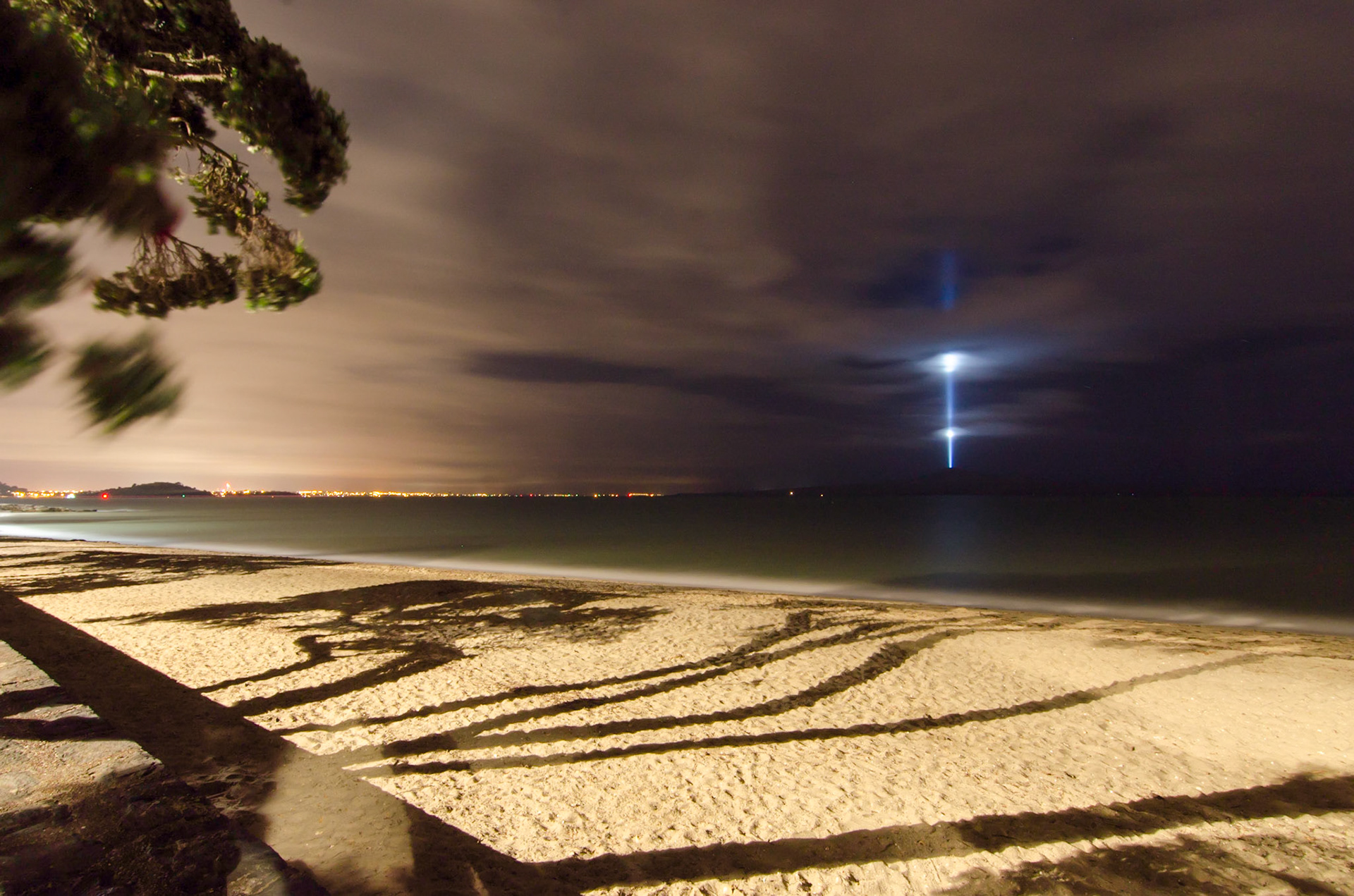 Light from the summit of Rangitoto to celebrate Auckland Anniversary Day