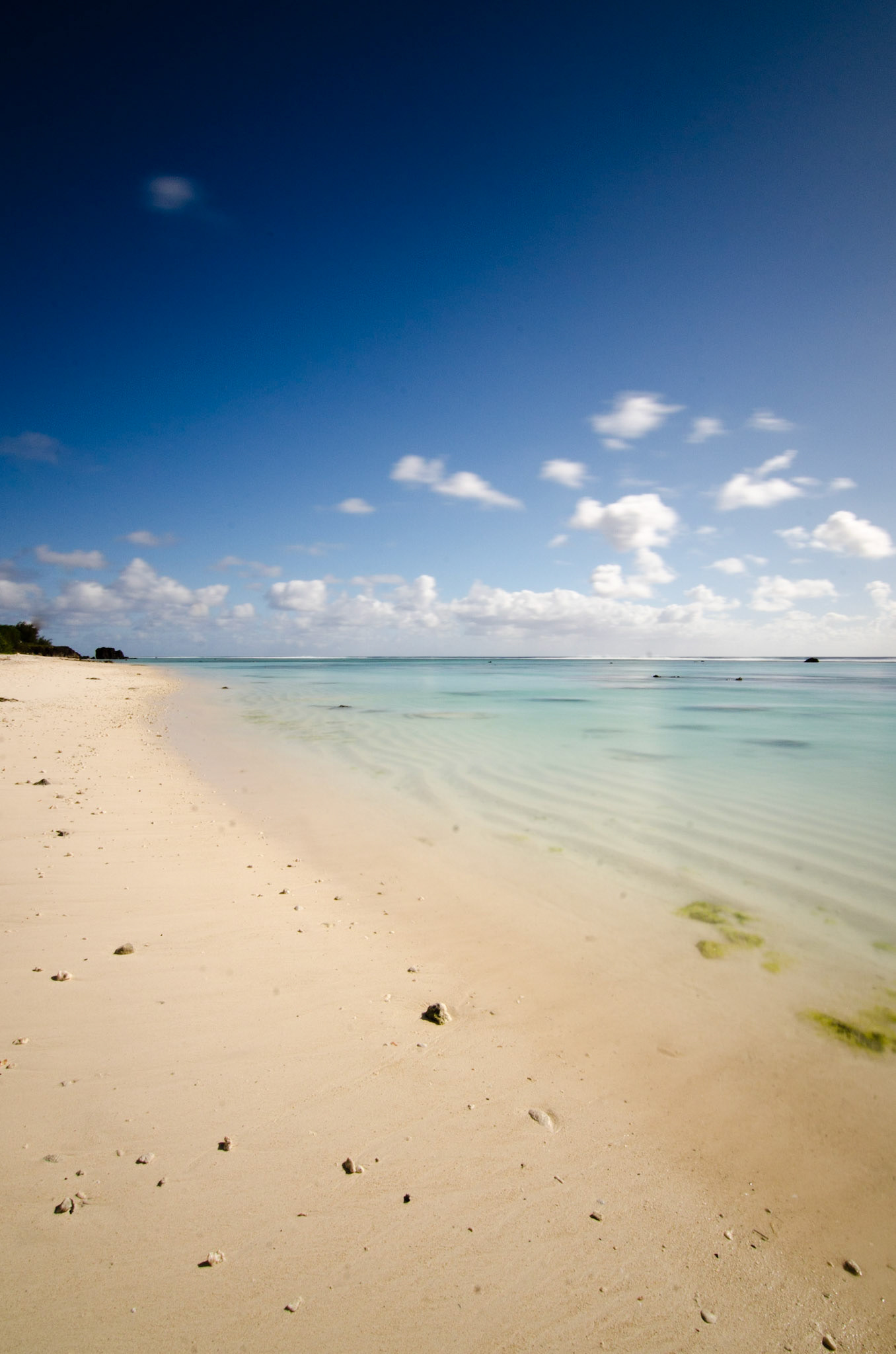 Long exposure (ND filtered) near Black Rock, Rarotonga