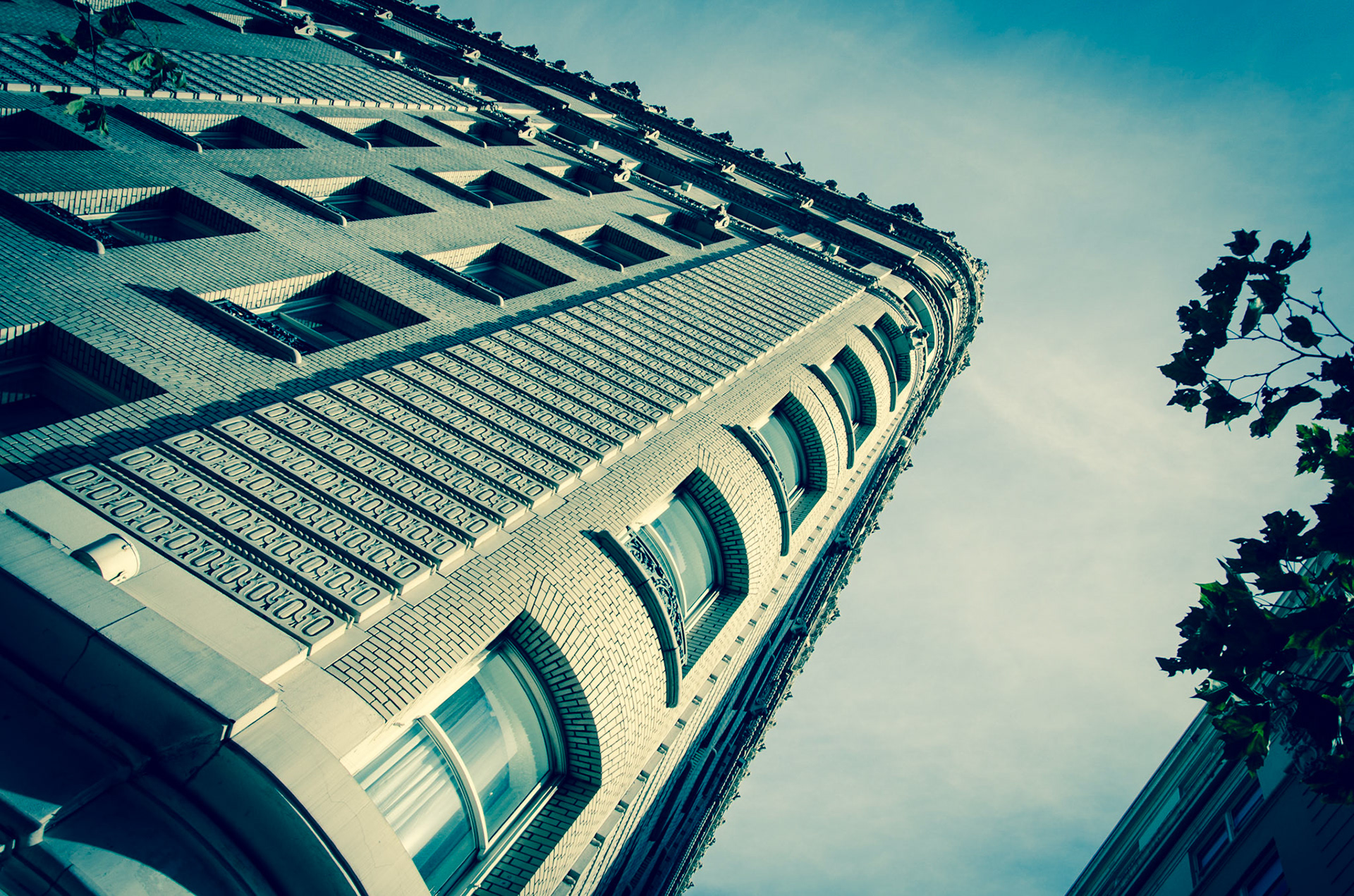 Hotel exterior in San Francisco