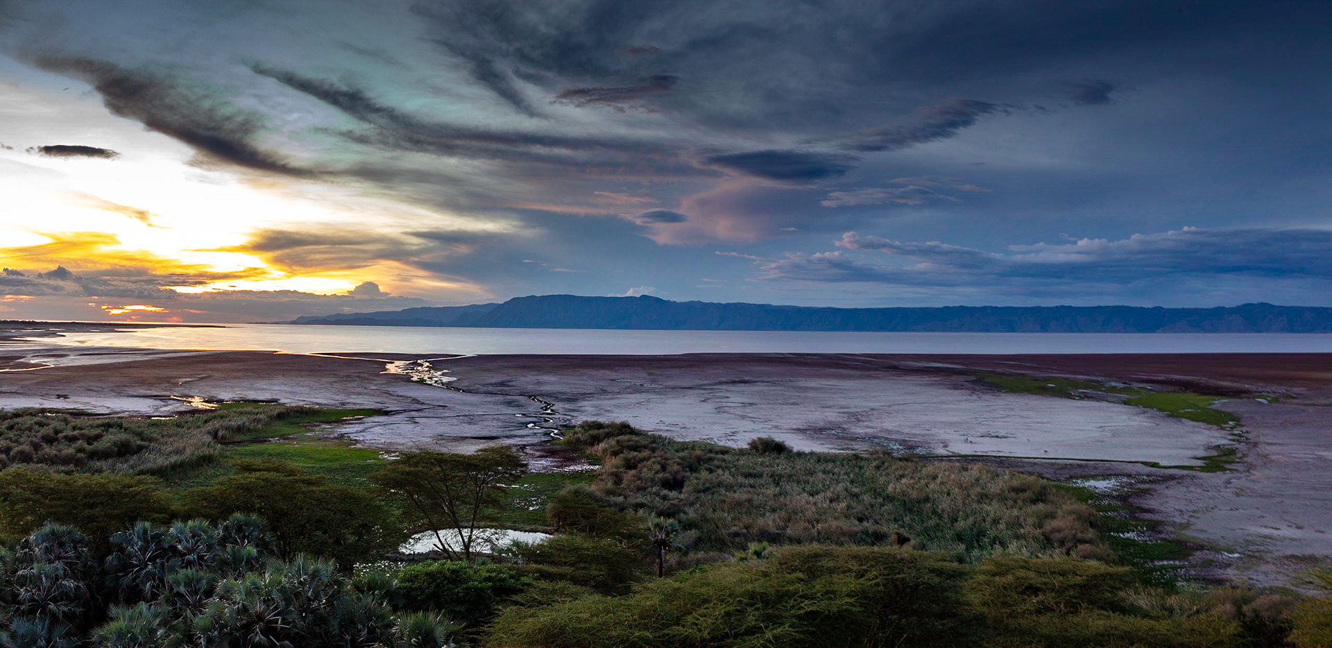 Eyassi lake,Tanzania