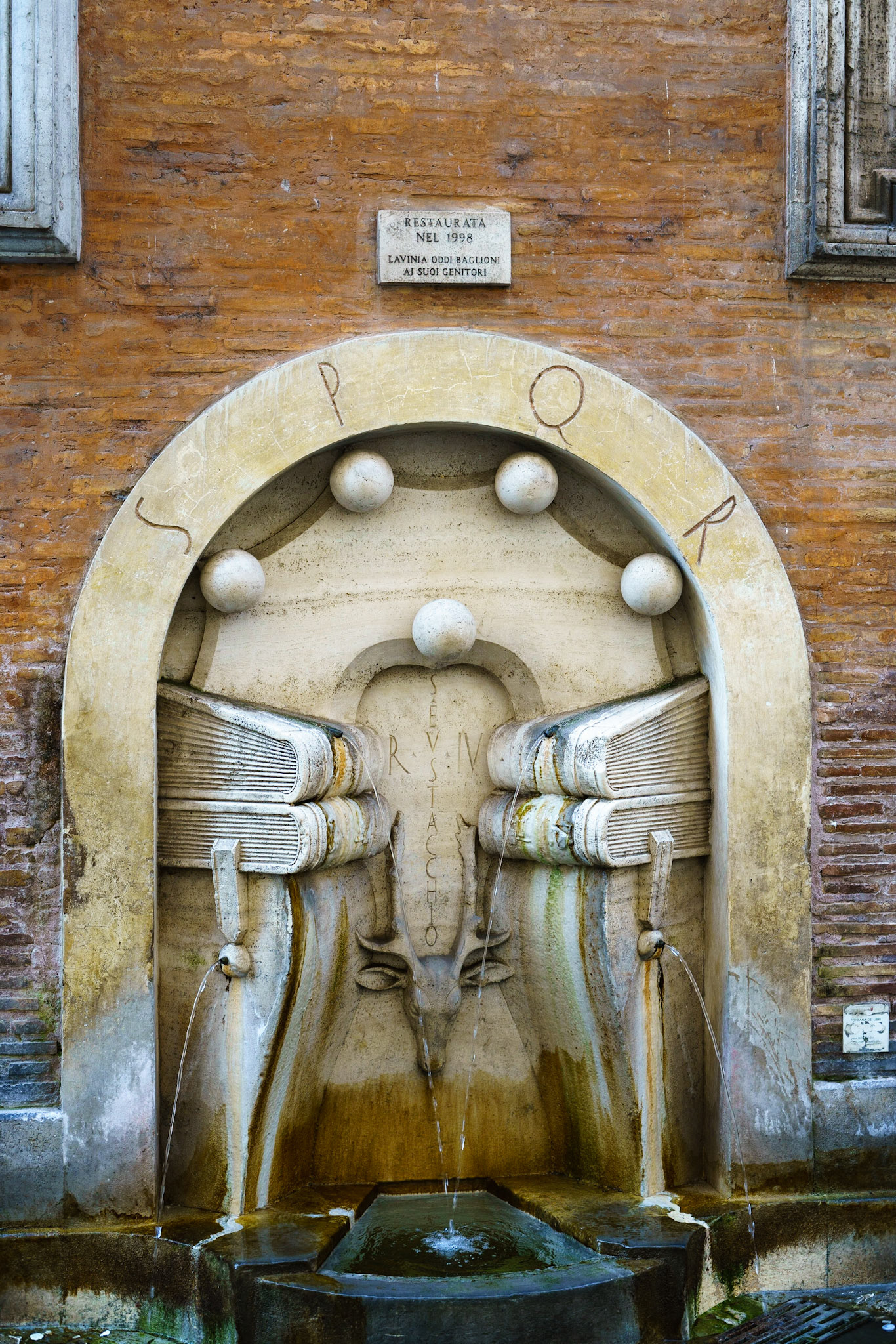 Pietro Lombardo. 1927, restored 1998 - one artist commissioned fountain per neighborhood