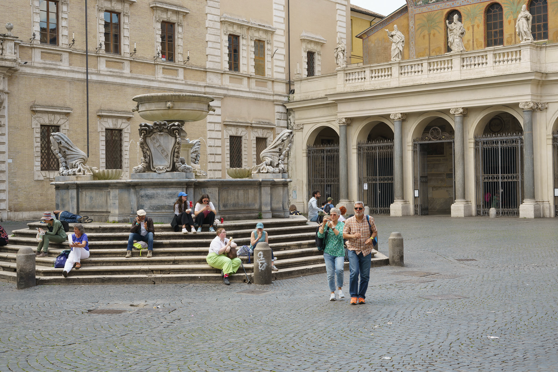 Piazza di Santa Maria in Trastevere