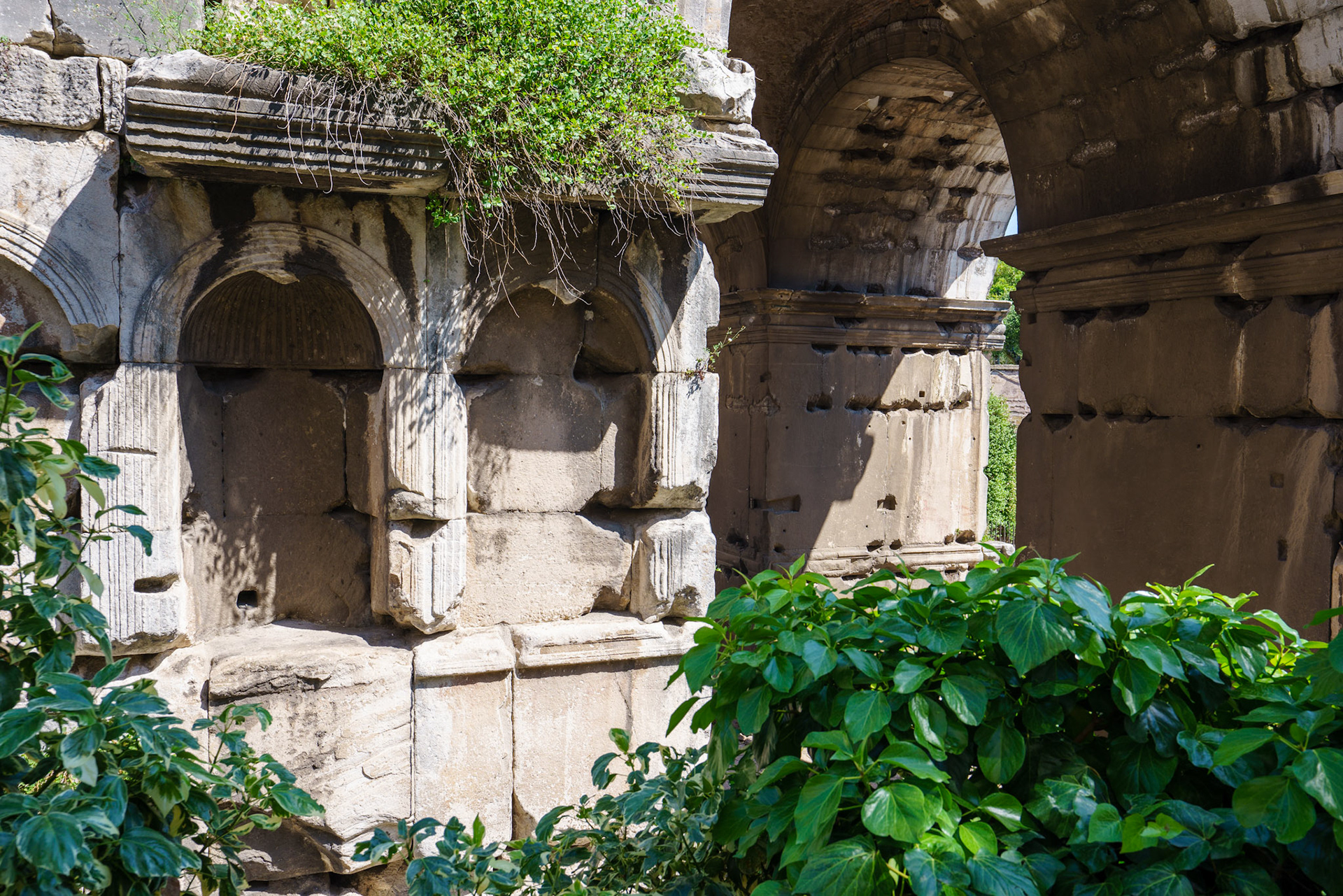 Arch of Janus, the only quadrifrons triumphal arch preserved in Rome.