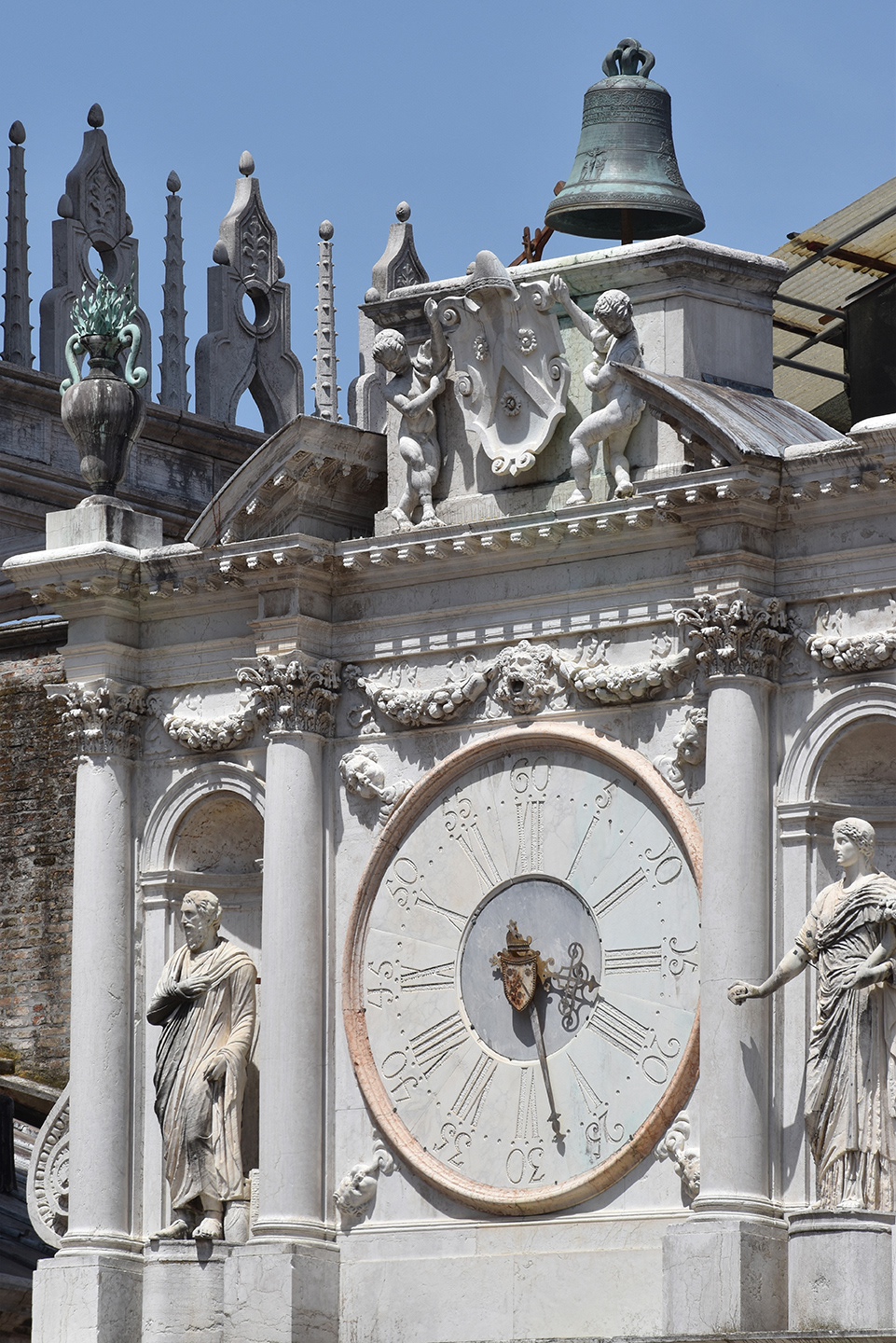 Palazzo Ducale / Pallatin e doxhëve