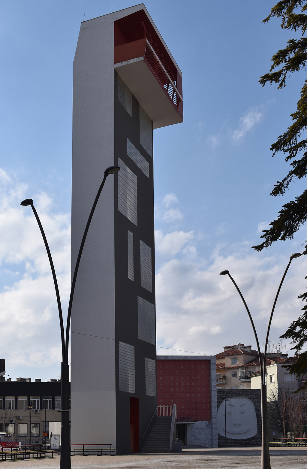 The Red Tower / kulla e kuqe