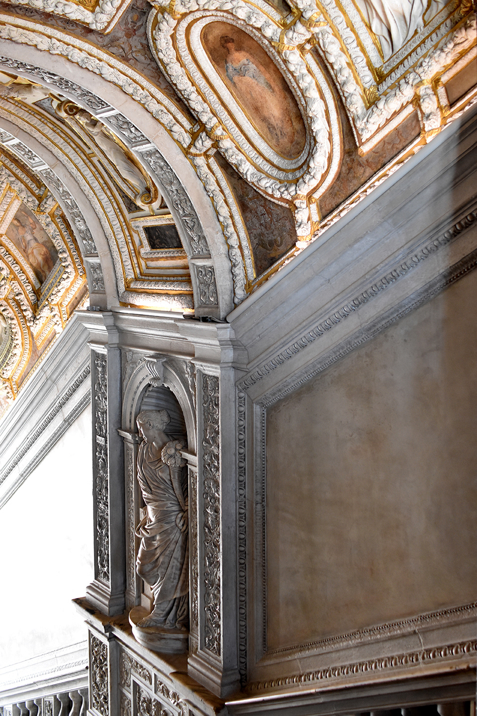 Palazzo Ducale / Pallatin e doxhëve