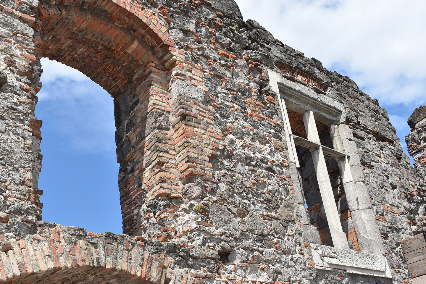 Visegrád Citadel / Visegrádi Fellegvár / Kështjella e Visegrad