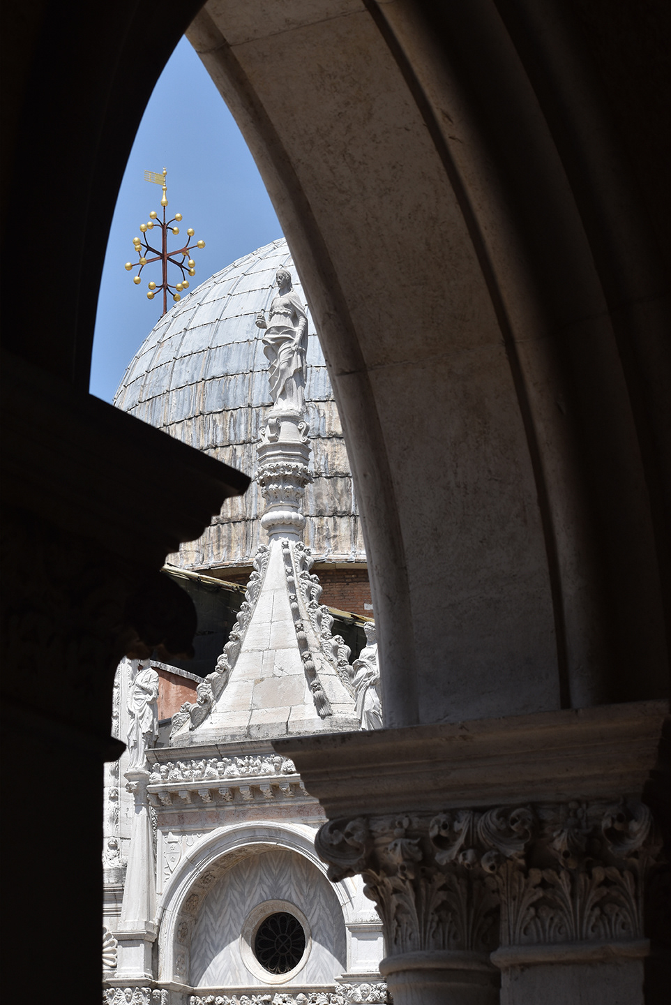 Palazzo Ducale / Pallatin e doxhëve