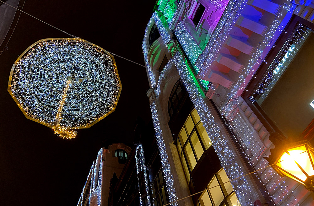 Christmas Market / Tregu i Krishtëlindjes