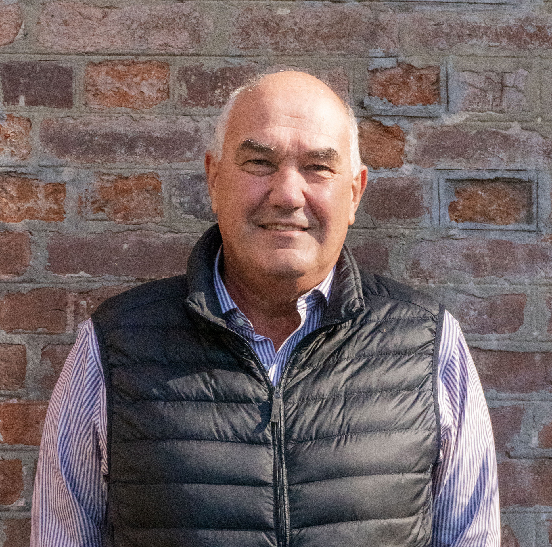 ARQ. GUILLERMO SCHON