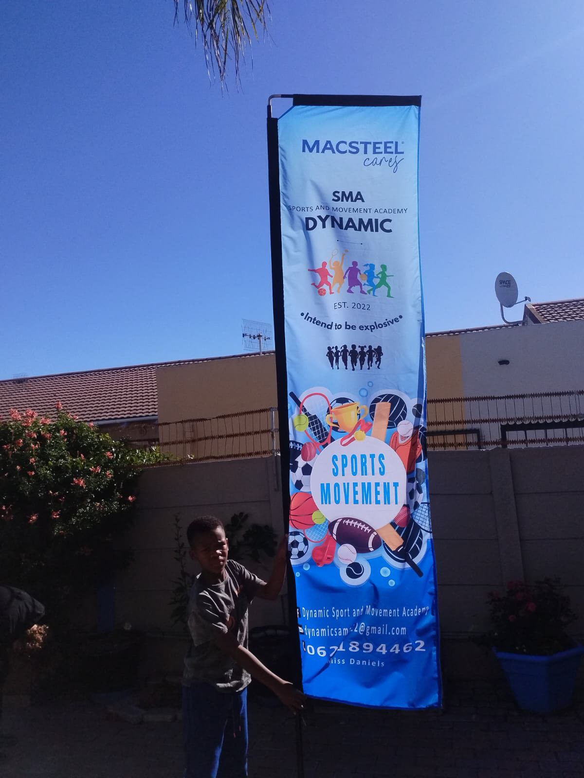 Telescopic Flag Banner