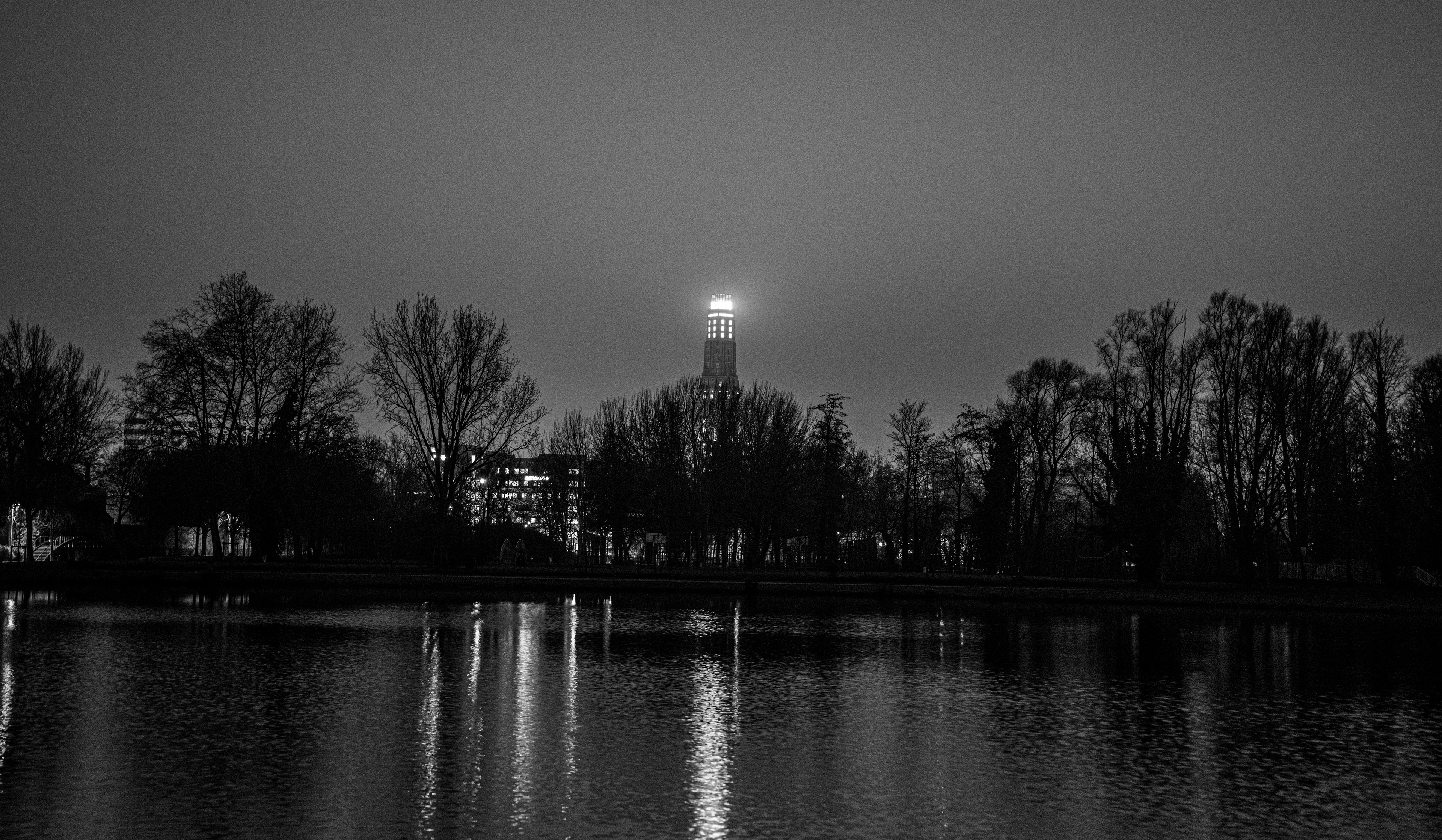 Tour Perret / Parc St Pierre 