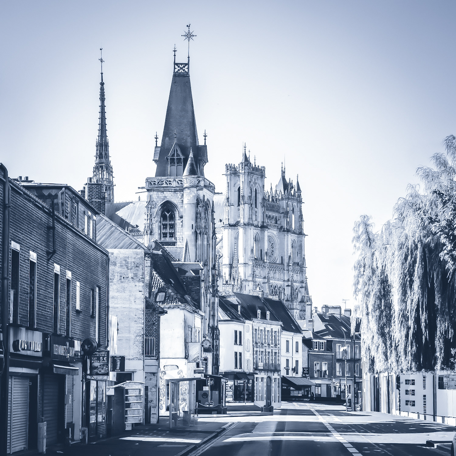 Depuis la rue St Leu Amiens 