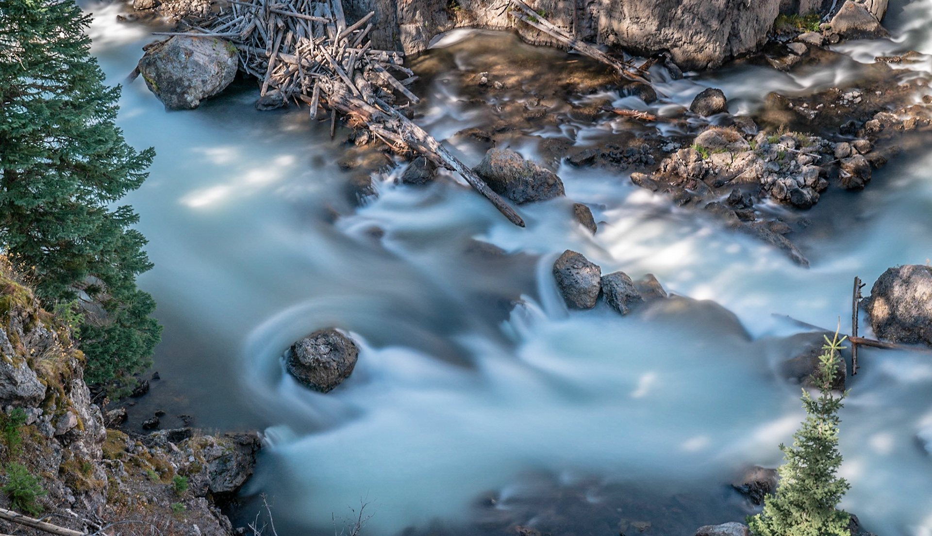 Captured a 30 sec exposure to show the flow of the water at  Firehole falls canyon rd Yellowstone