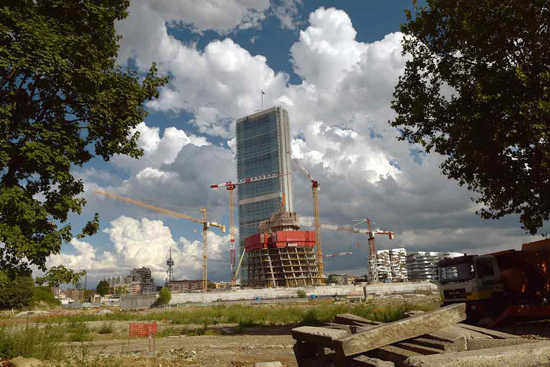 Alliance Tower in City Life - 2015