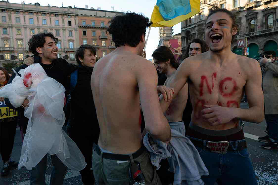 Demonstration against the war in Ukraine, Piazza Duomo - 2021