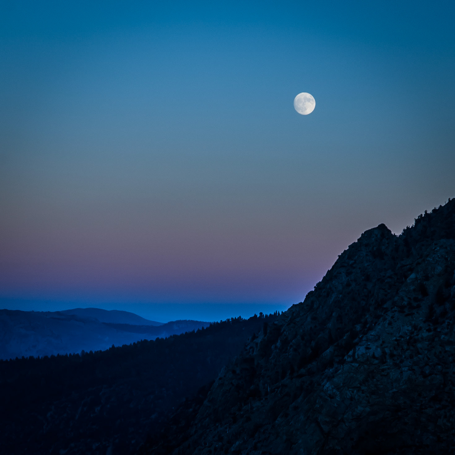 Full Moon Eastern Sierra