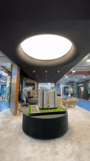 spinning table showing the project maquete
