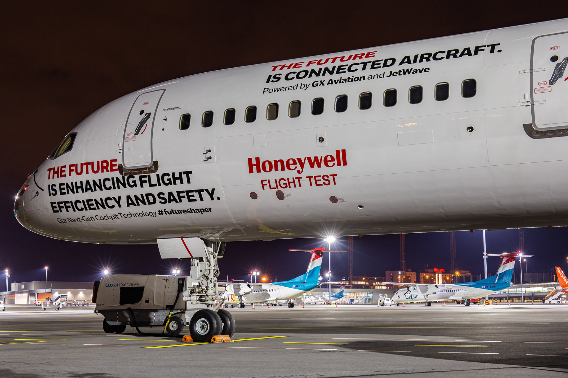 The B terminal and our Q400 aircraft make a nice backdrop for our special guest.