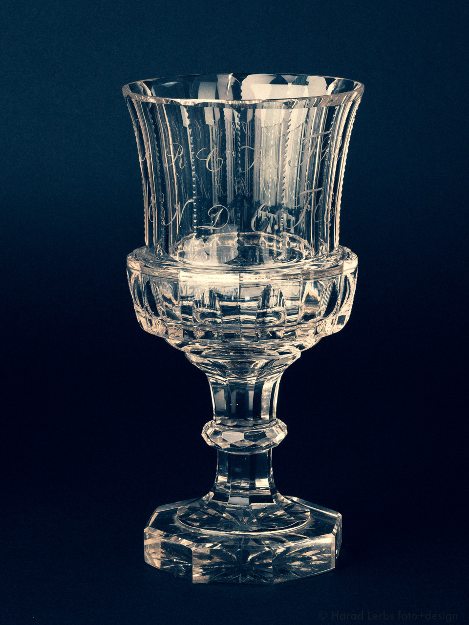 Glas