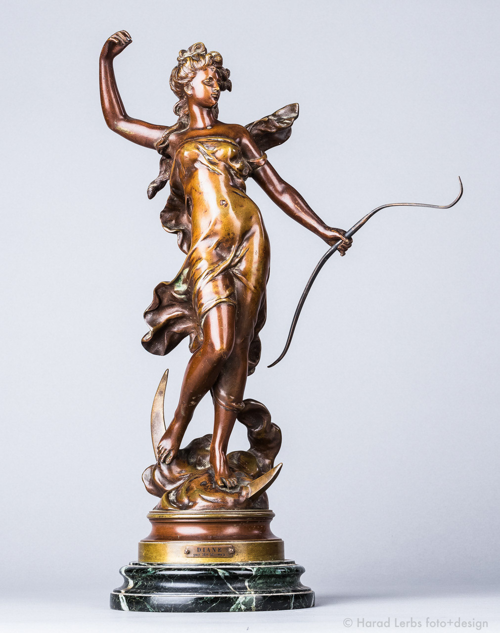 Statuen, Skulpturen und Objekte