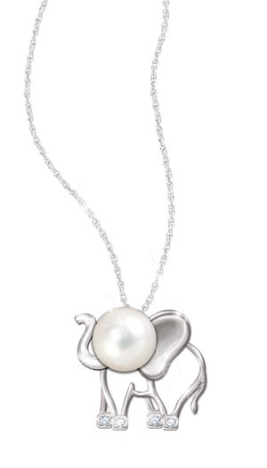 Pendant Design Rendering I collaborated on for a collection.