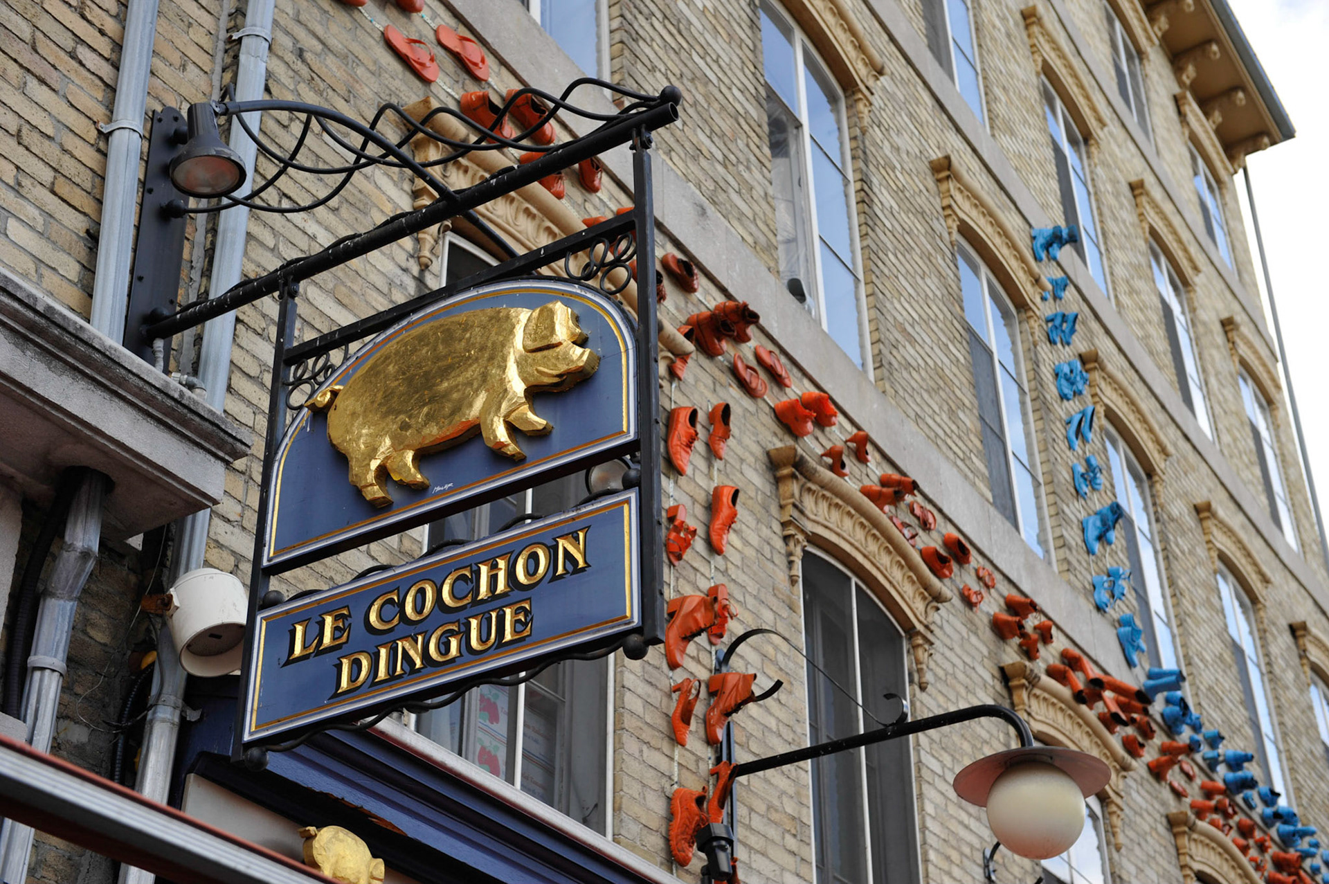 Il y a pas que ça de dingue