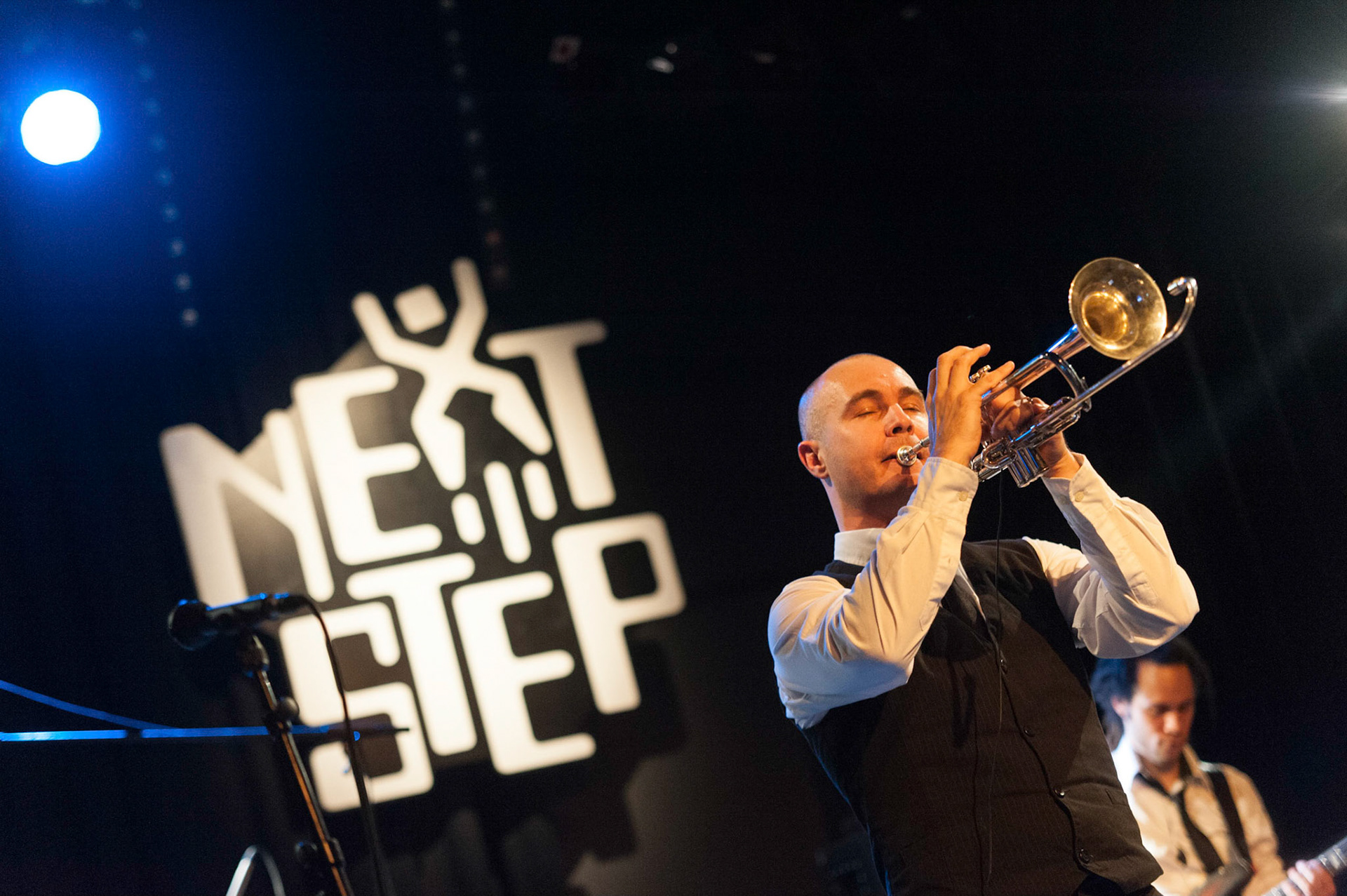 Electro Deluxe au Next Step