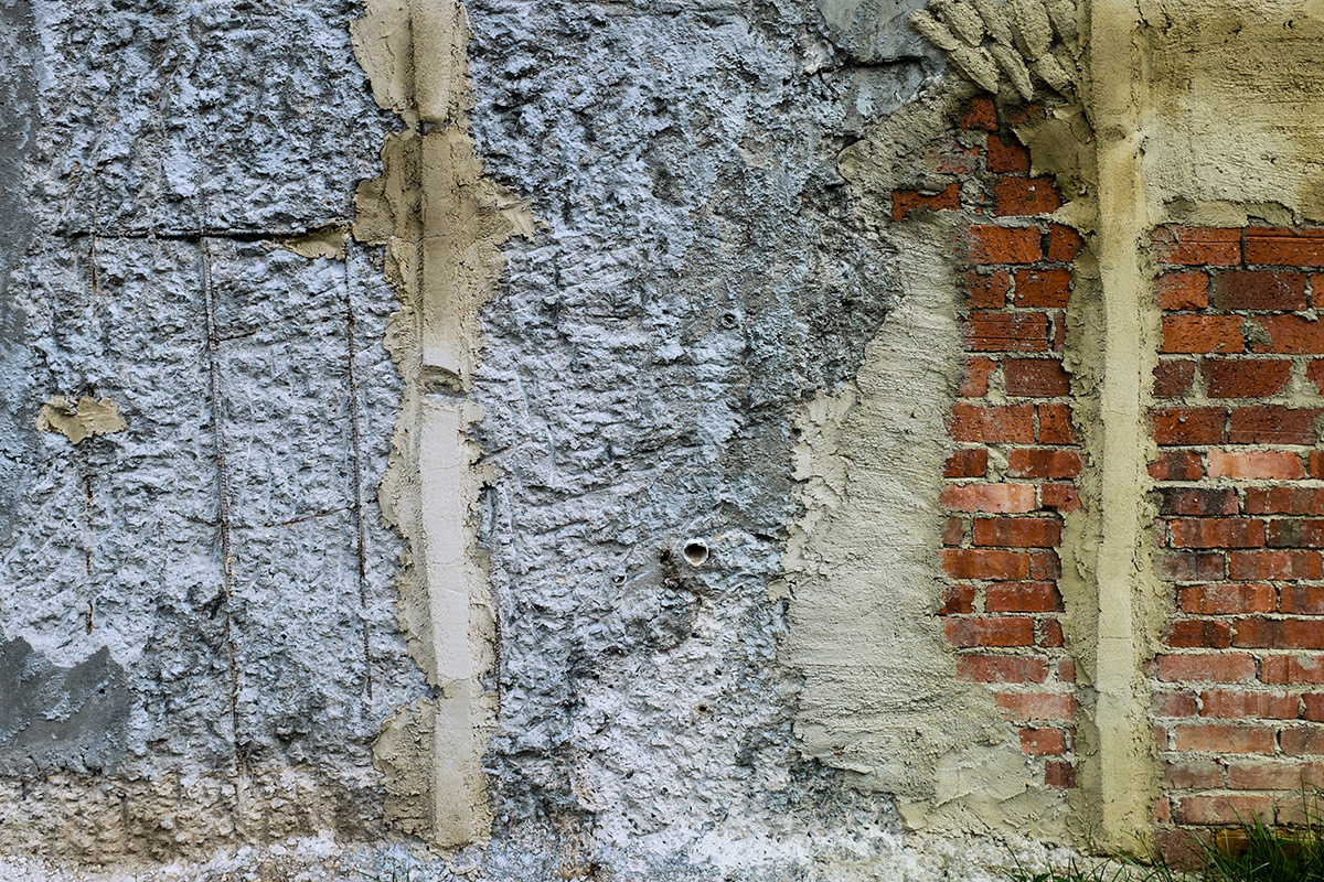 Brick wall working on