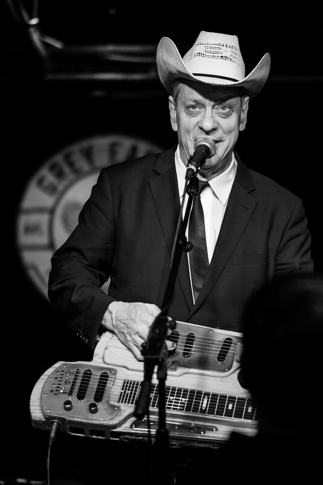 Junior Brown