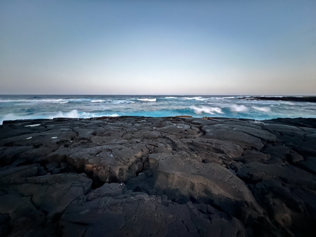 Panalu'u Black Sand Beach