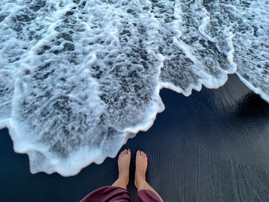 Panalu'u Black Sand Beach