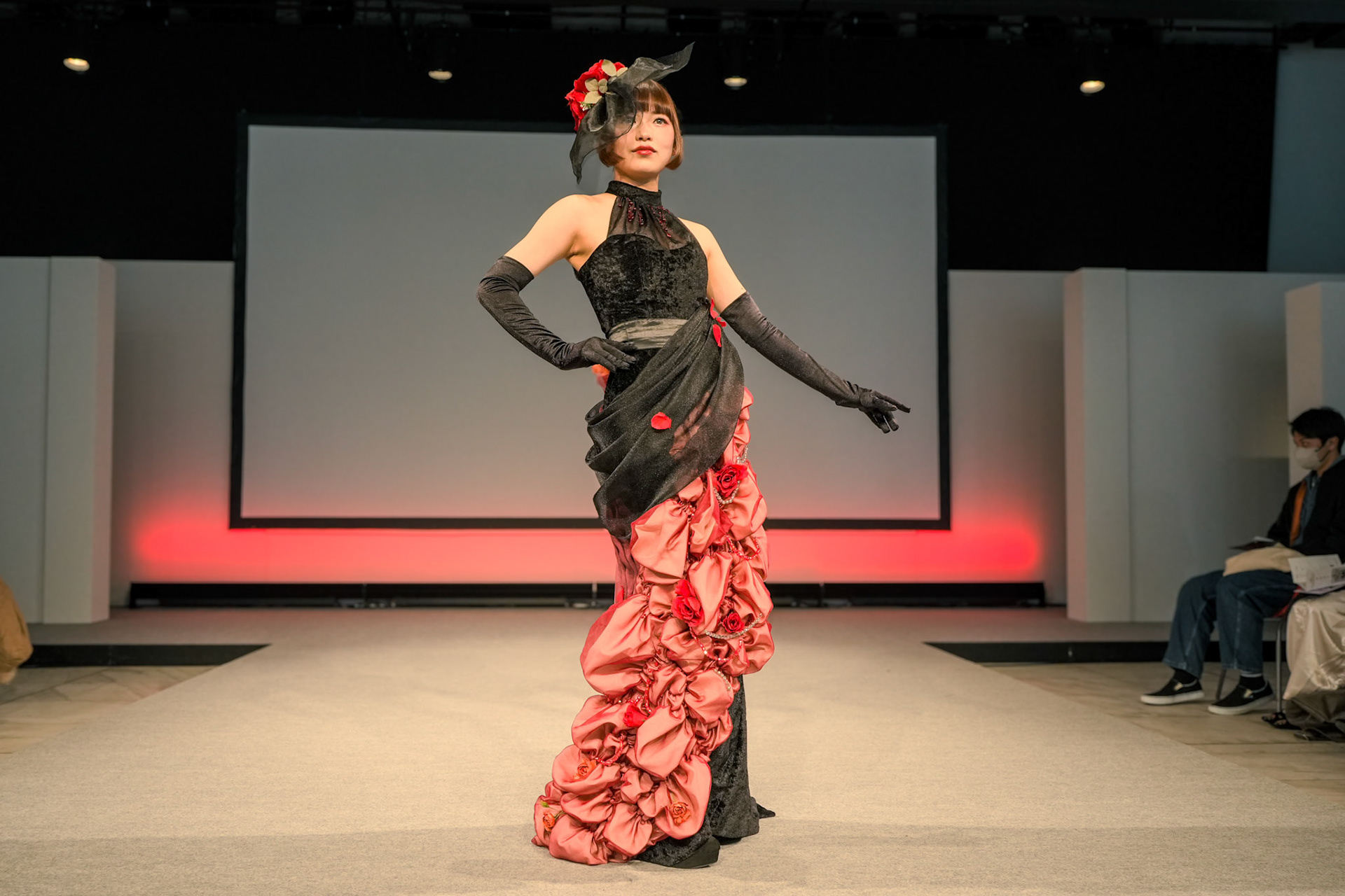 FASHION MODELING DESIGN