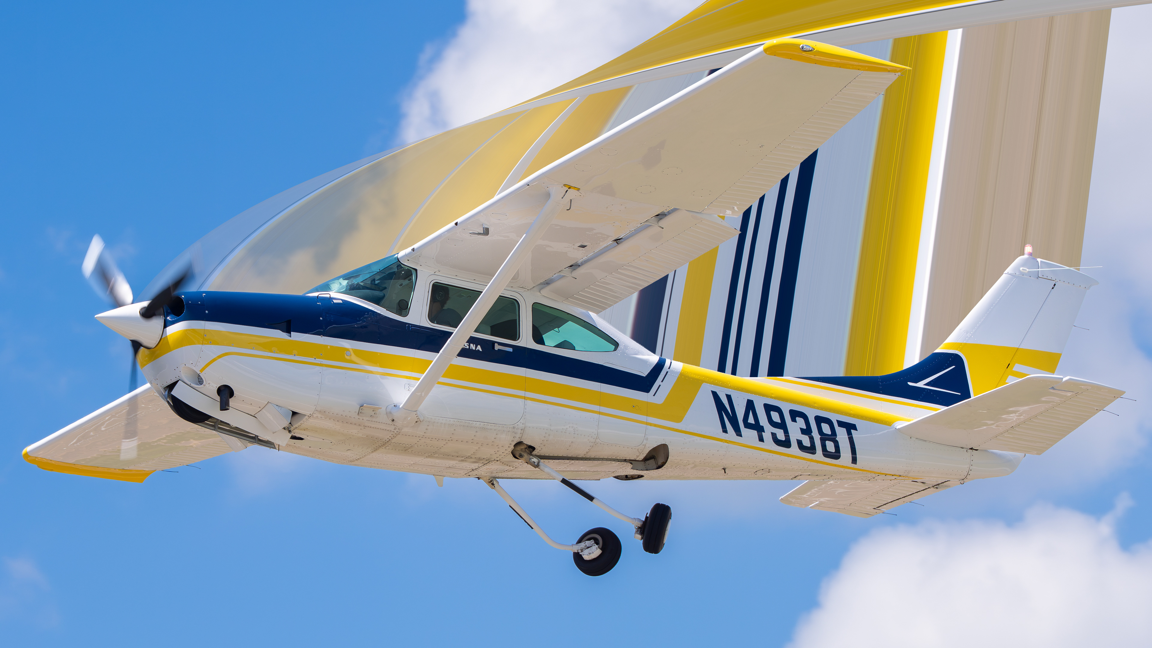 N4938T - Cessna TR182 Turbo Skylane RG