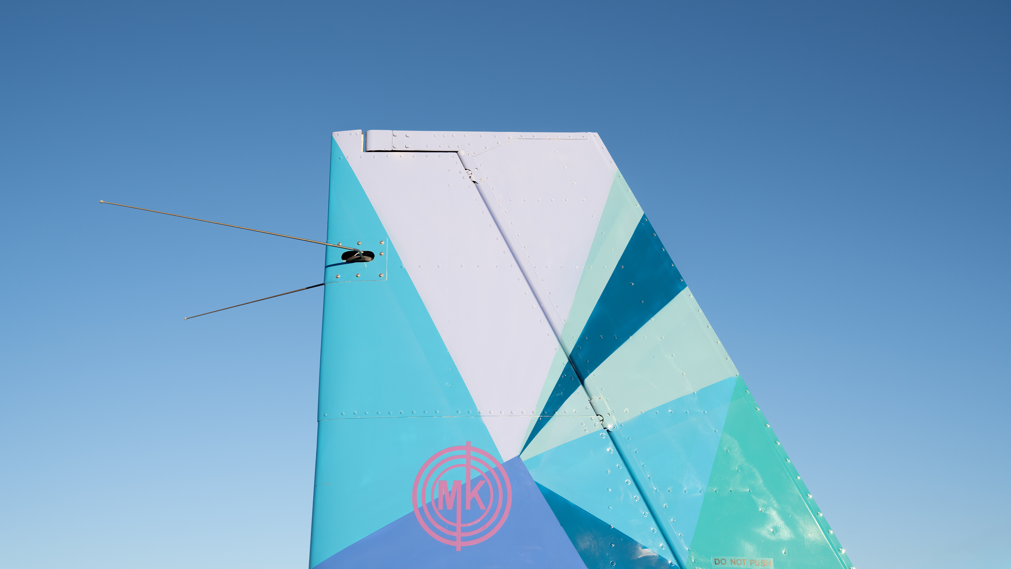 N3205F - Mooney "Anomaly" M20F