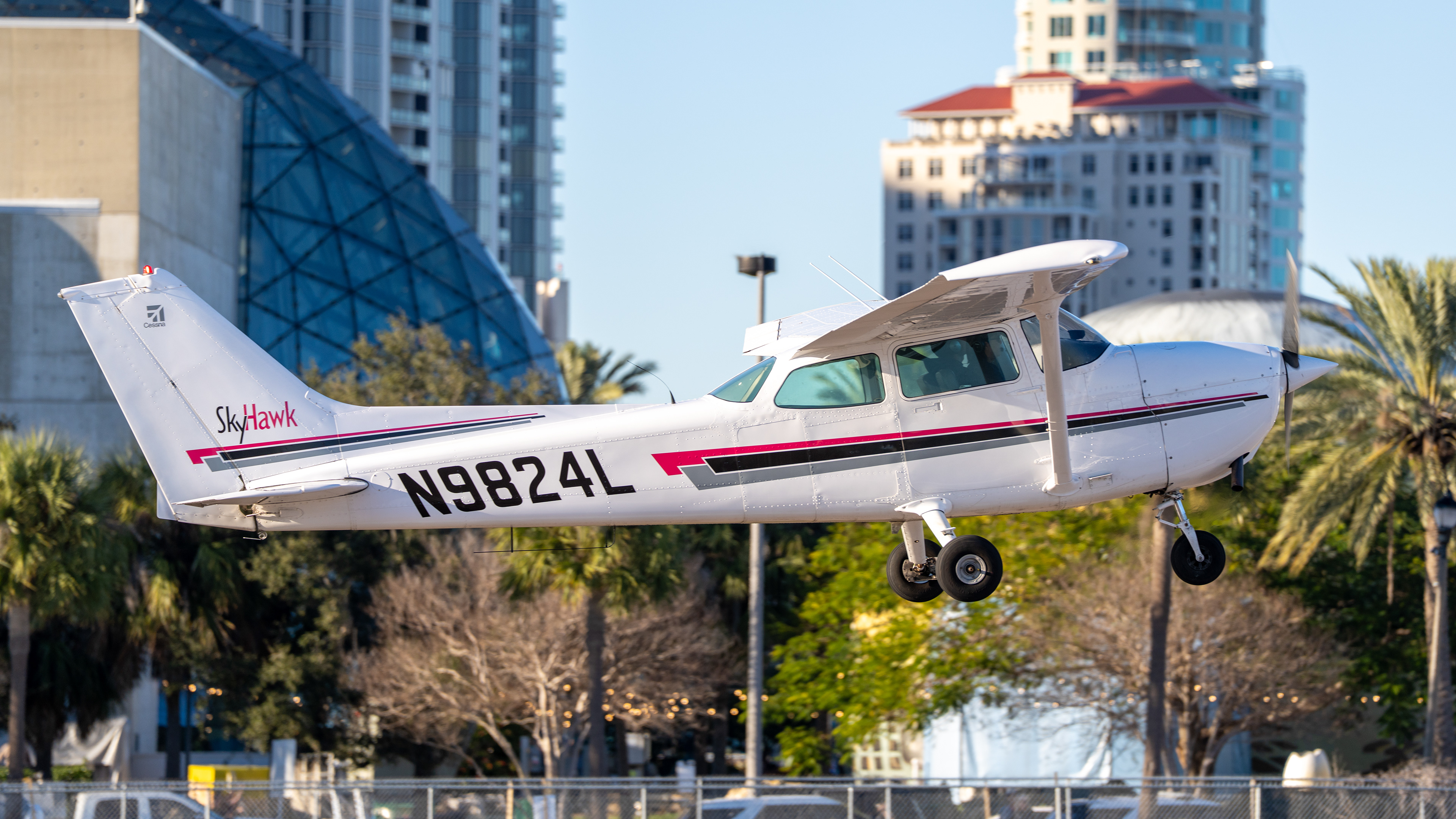 N9824L - Cessna 172p