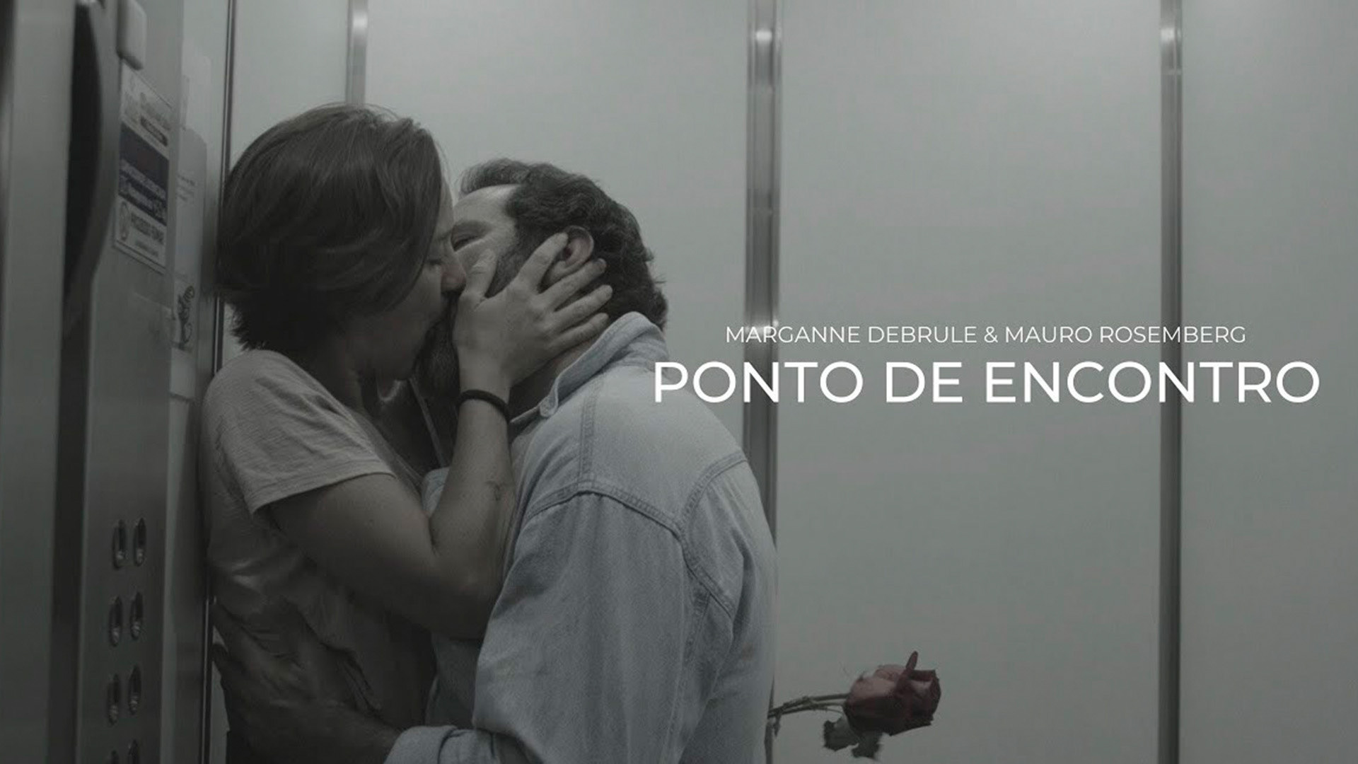 Curta-metragem PONTO DE ENCONTRO - Inspirado no poema "Pássaro Azul" de Charles Bukowski, Ponto de Encontro, conta a história de Gustavo, que guarda um segredo que diz muito sobre quem ele é.   Vencedor na categoria MELHOR ROTEIRO pela premiação de Trabalhos de Conclusão de Curso da Universidade São Judas.. O ERICK EDITA!