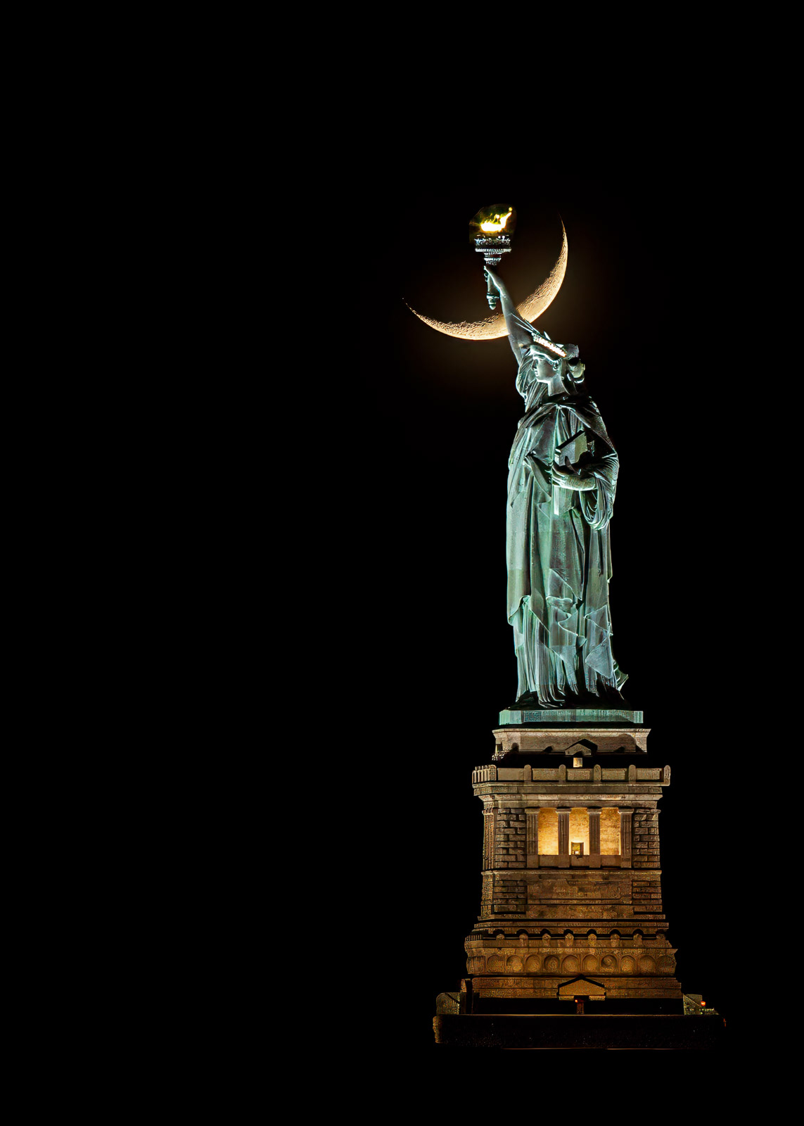 Moonset by Sudhir Mehta