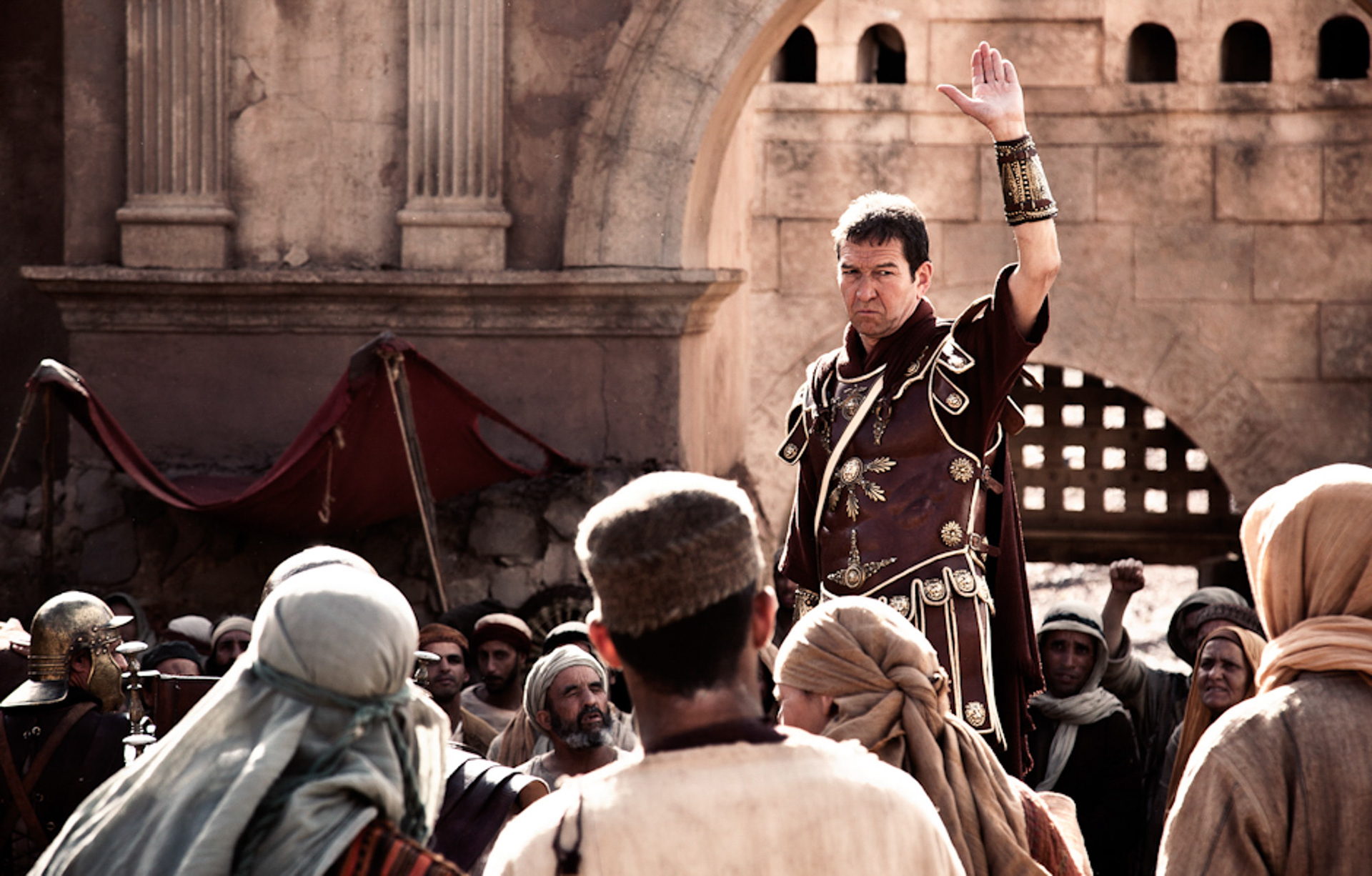 © 2014 The History Channel