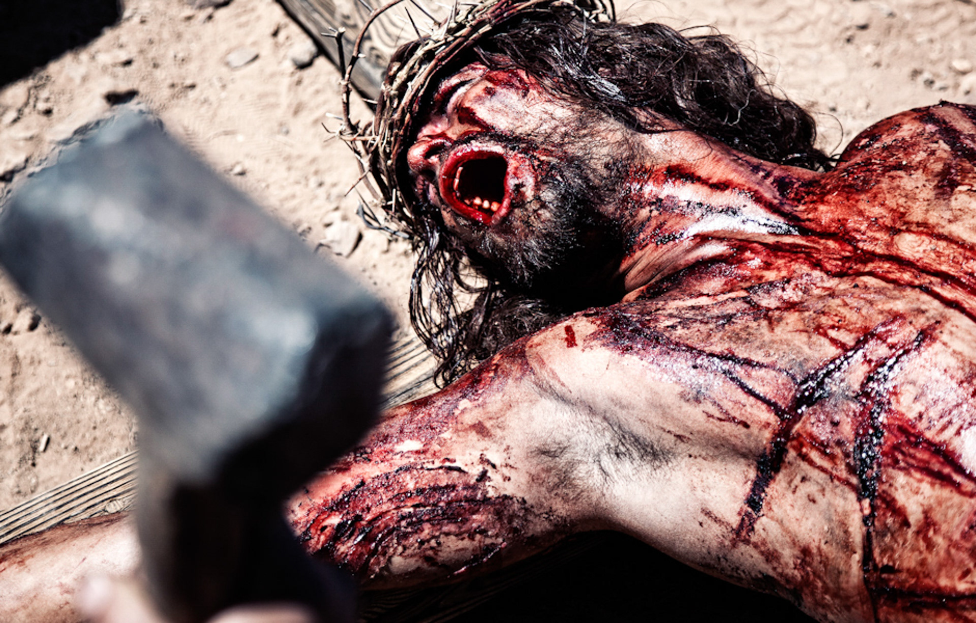 © 2014 The History Channel